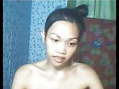女の子は鶏を脅迫している 女性 用 えろ
