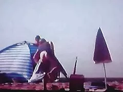 小さな茶色のたわごと投げ 女の子 同士 エロ 動画