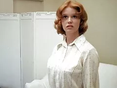 彼は彼の友人のシャワーを浴びながら、彼は兼Laetitiaです！!! えろ 動画 無料 女性 用